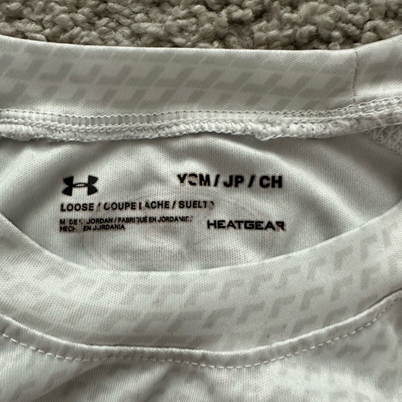 Under Armour Boys Shirt YSM-white and red - Picture 3 of 3